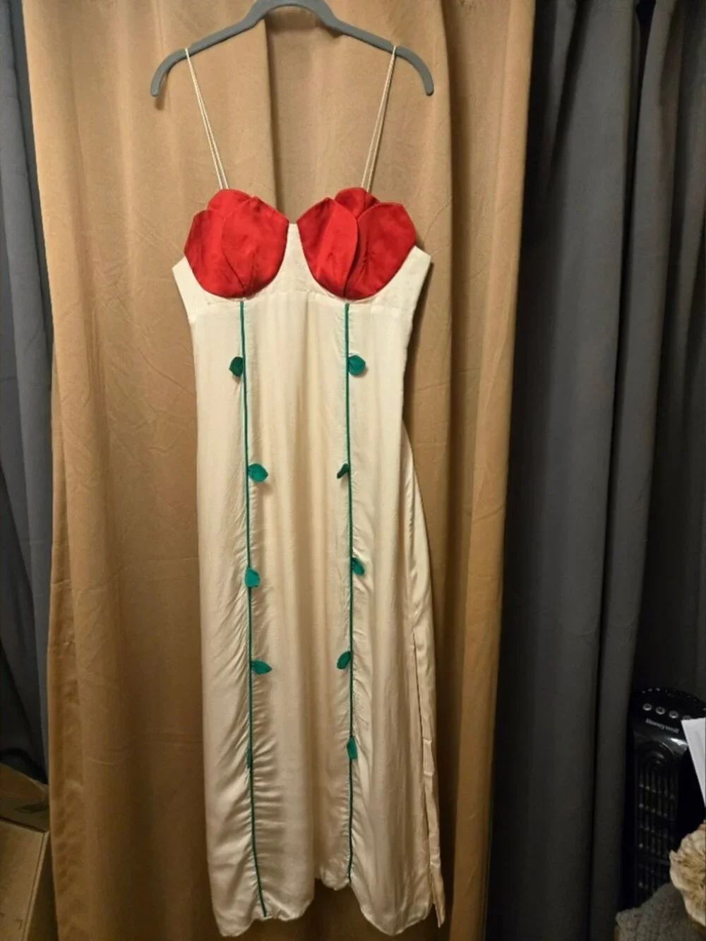 Farm Rio Rose Detailed Satin Dress - Picture 8 of 14